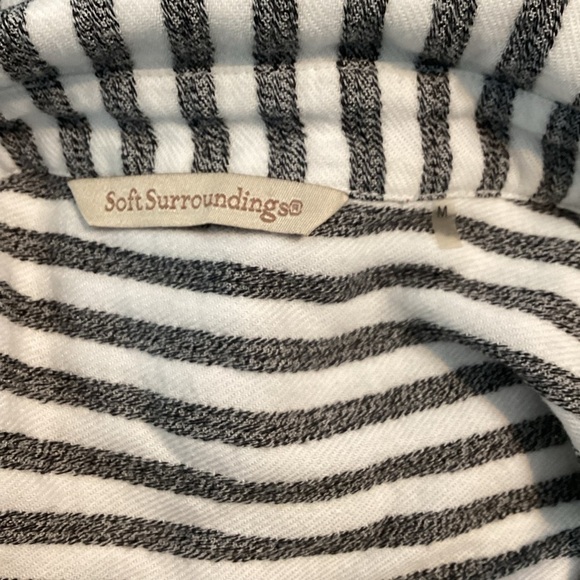 Soft Surroundings Standout Asymmetrical Striped Top Size M Tunic - Picture 6 of 7